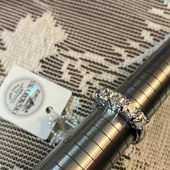 Big assortment of ladies, jewelry rings, earrings, watches, sterling silver plus - Picture 2 of 11